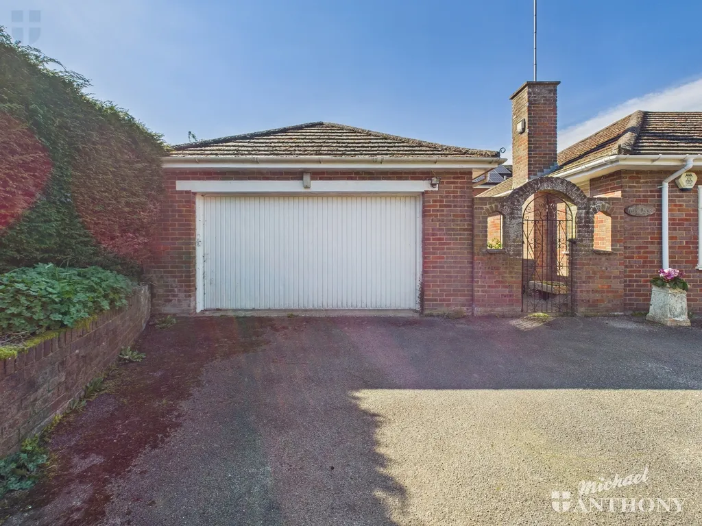 Upper Hartwell, Stone, Aylesbury, HP17 8NZ, photo 16