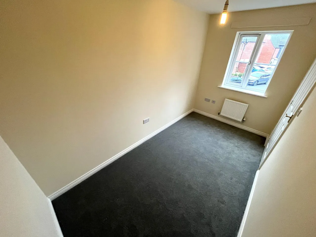 Hull Street, Hilton, DE65, photo 14