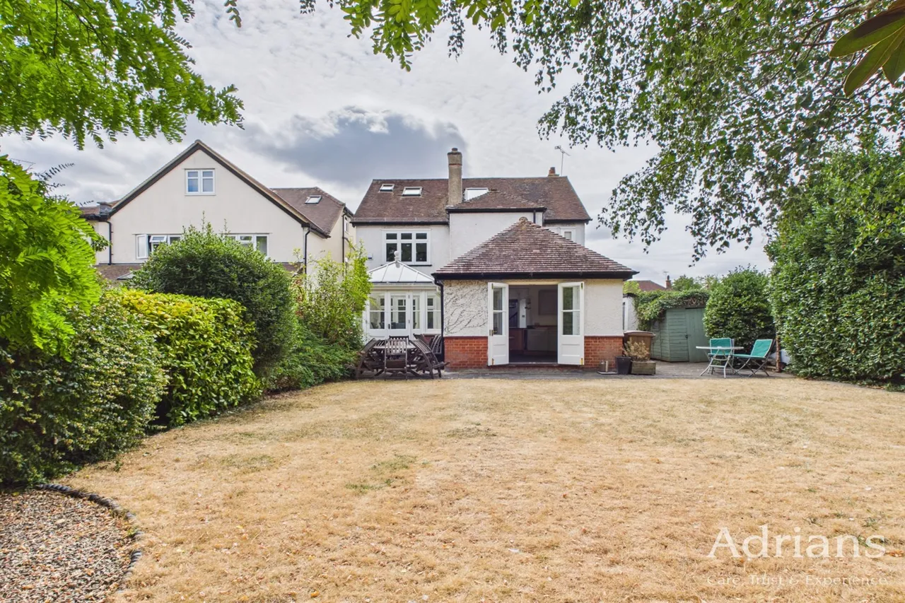 Cedar Avenue West, Chelmsford, CM1, photo 4