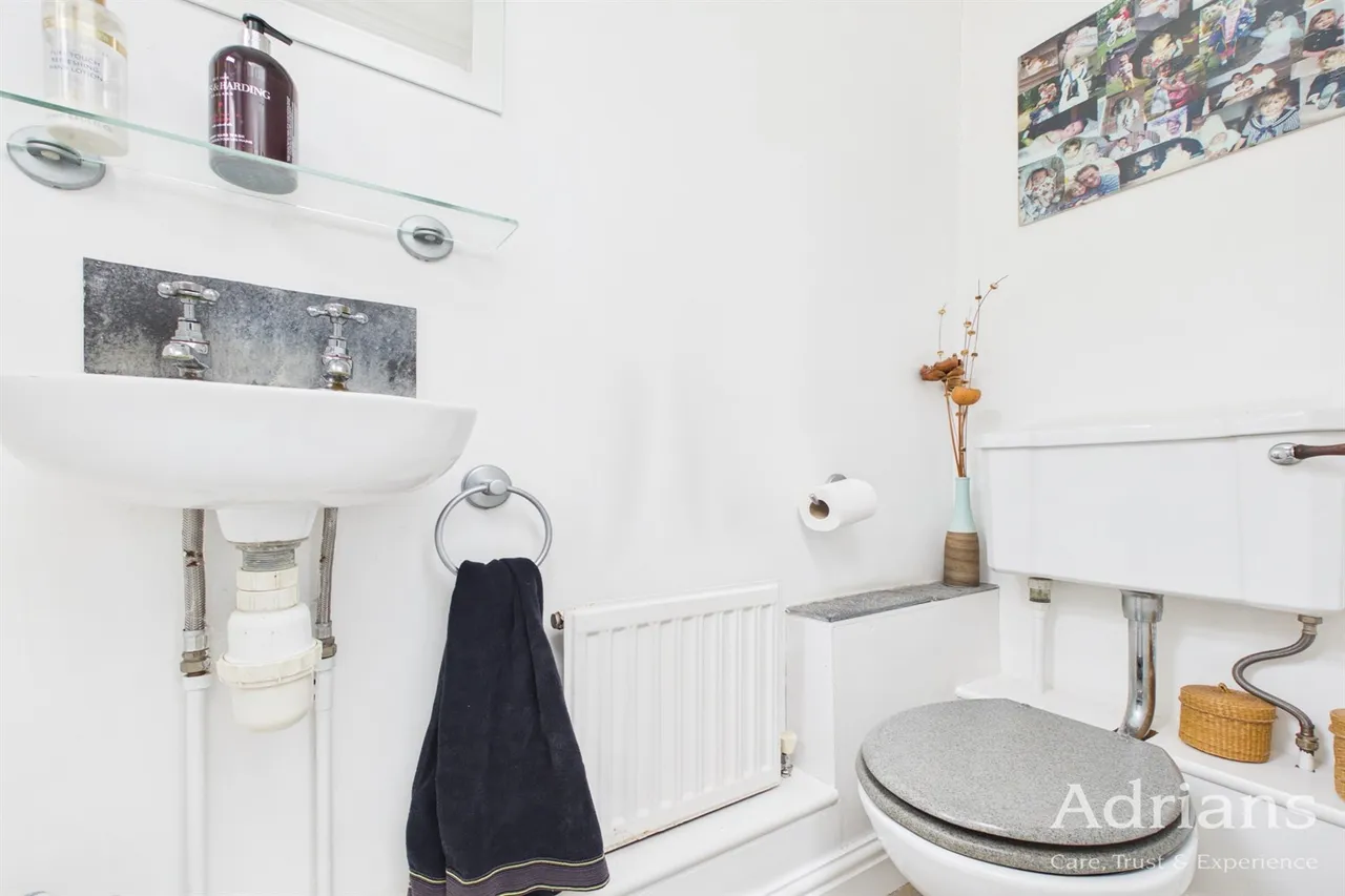 Cedar Avenue West, Chelmsford, CM1, photo 17