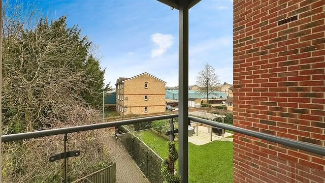 Sewardstone Road, Waltham Abbey, photo 2