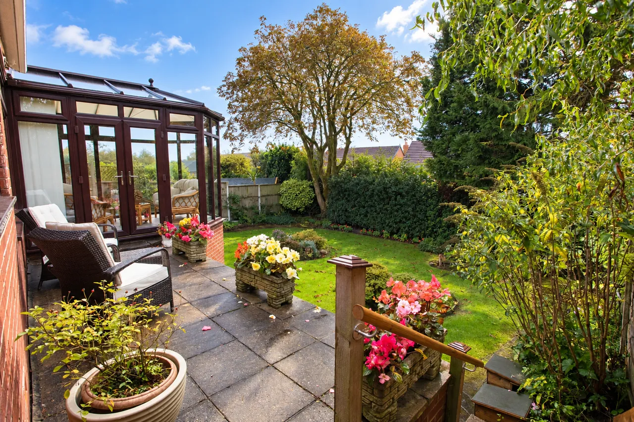 Oakwood Drive, Bolton, BL1, photo 32