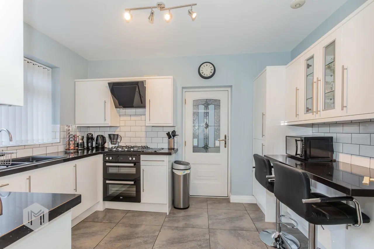 Oakwood Drive, Bolton, BL1, photo 3
