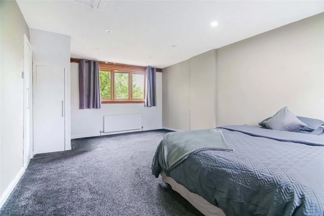 Larchfield Drive, Burnside, G73, photo 15