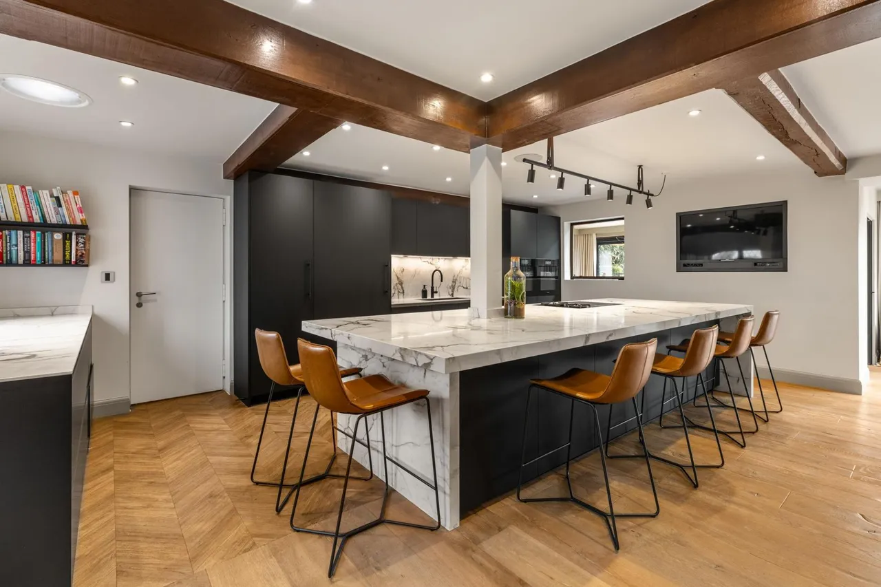 Detillens Lane, Oxted, RH8, photo 8