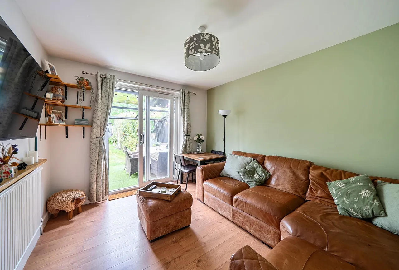 Woodgrange Close, Harrow, HA3 0XH, photo 3