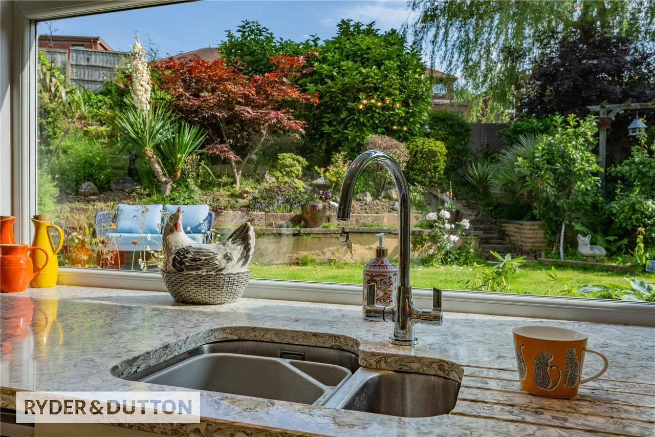 Coulsden Drive, Blackley, M9, photo 13