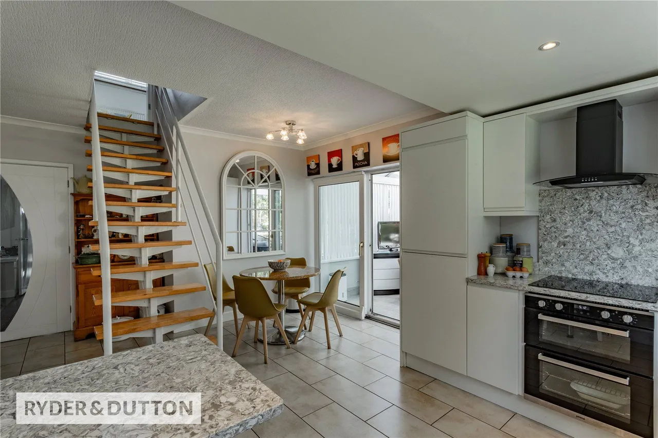 Coulsden Drive, Blackley, M9, photo 12