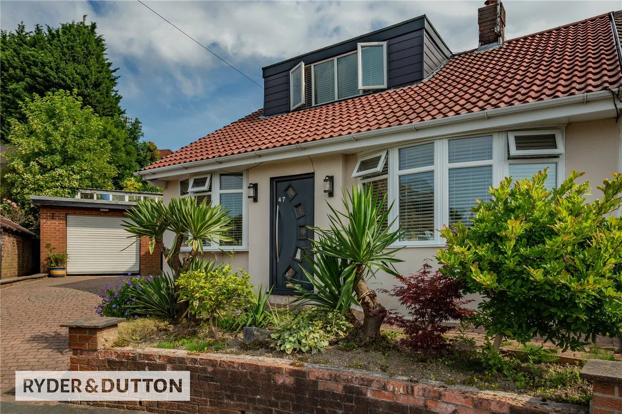 3 bed property for sale, Coulsden Drive, Blackley, M9