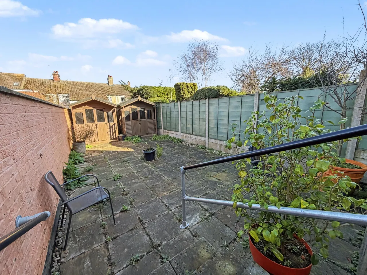 Upper Cliff Road, Gorleston, photo 12