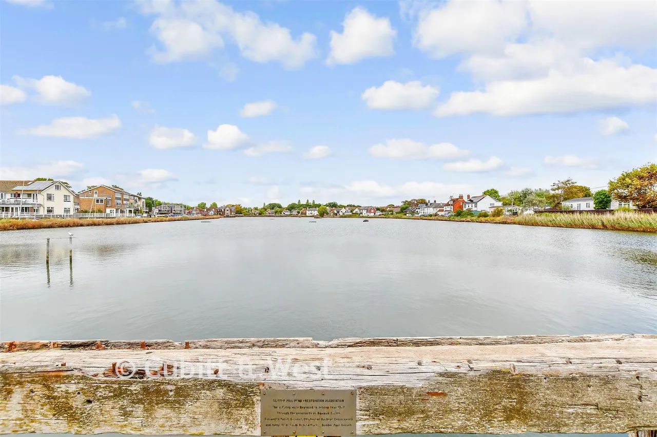 Slipper Road, Emsworth, PO10, photo 14
