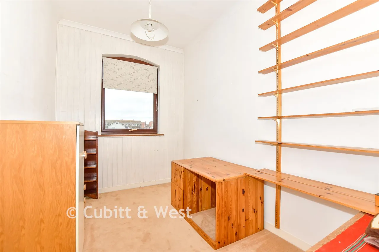Slipper Road, Emsworth, PO10, photo 9