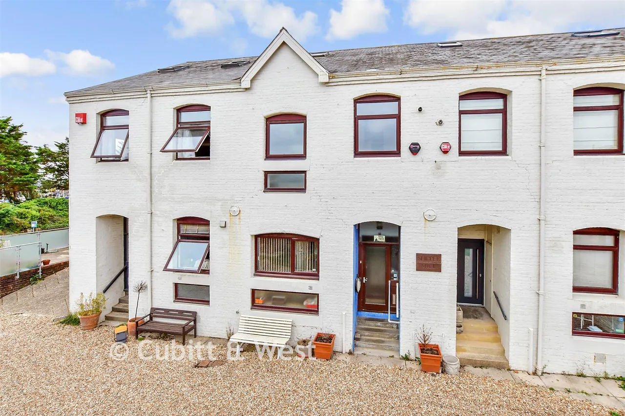 Slipper Road, Emsworth, PO10, photo 16