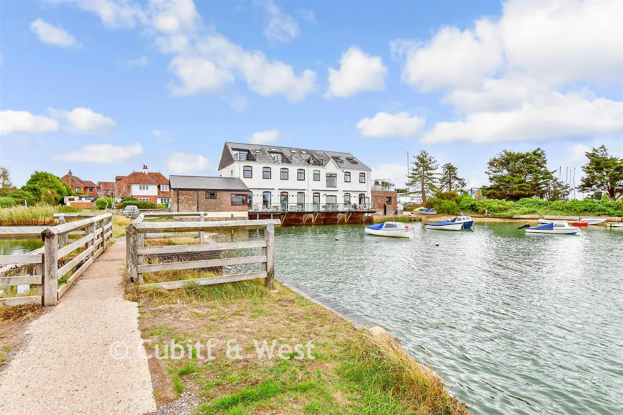 4 bed house for sale, Slipper Road, Emsworth, PO10