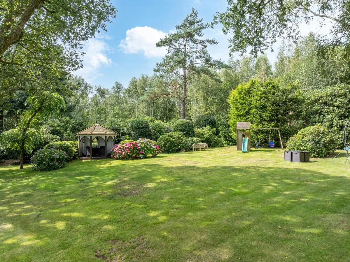 Hurst Park, Midhurst, GU29, photo 21