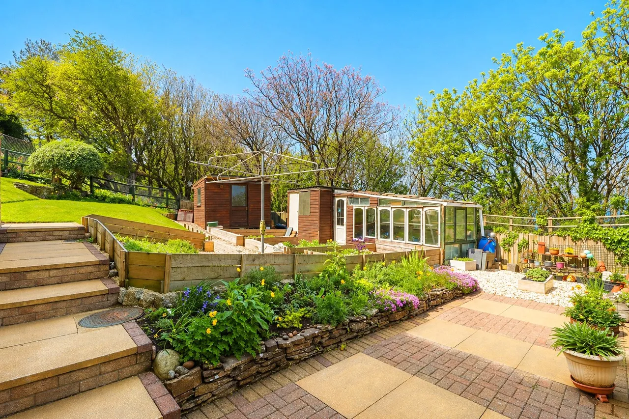 Chichester Way, Westward Ho, EX39, photo 21
