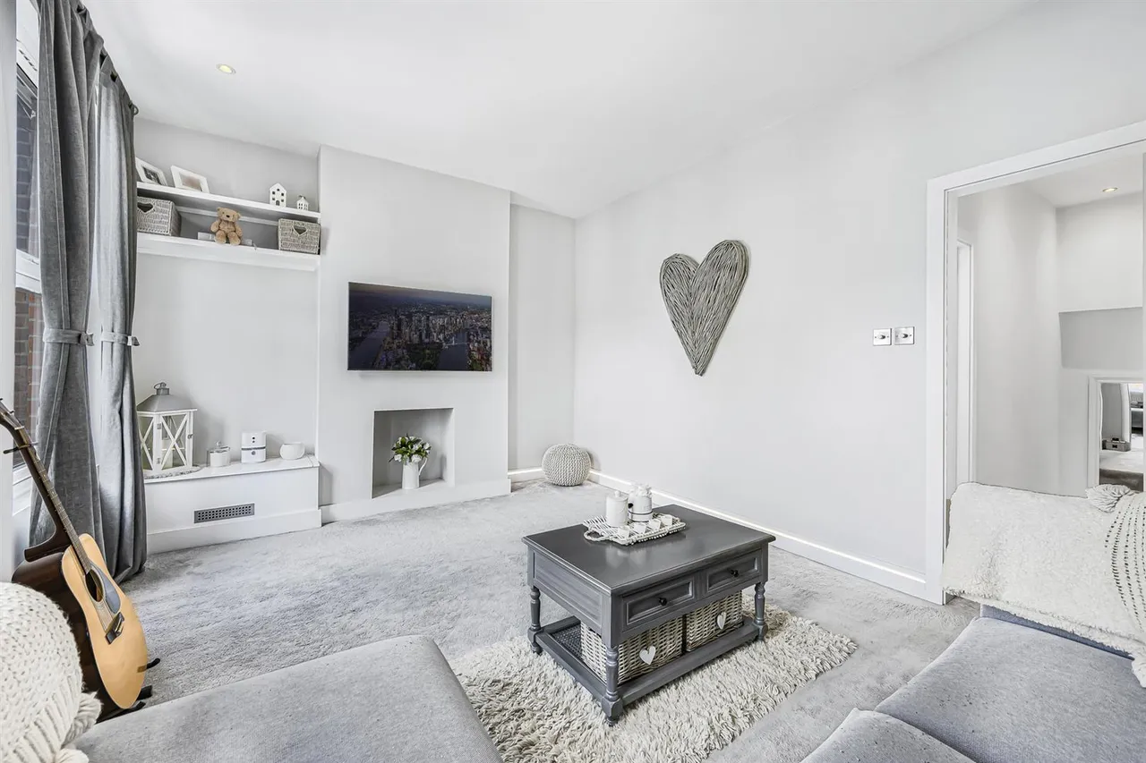 Buxton Road, North Chingford, E4 7DP, photo 8
