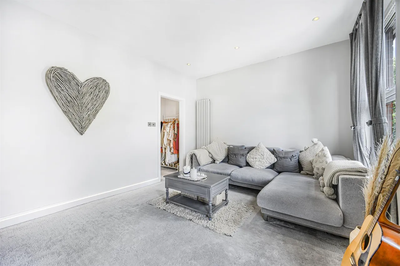 Buxton Road, North Chingford, E4 7DP, photo 7