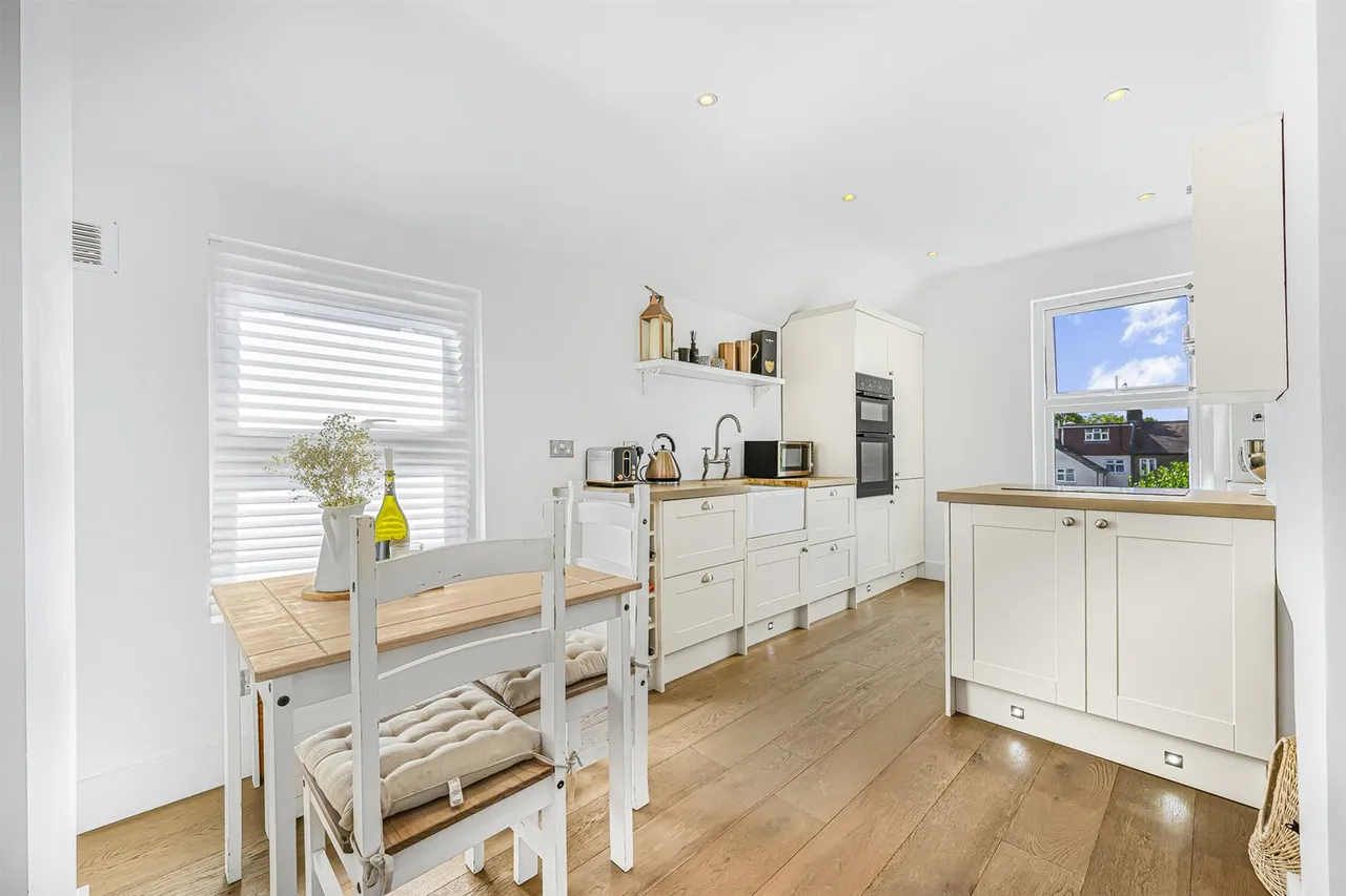 Buxton Road, North Chingford, E4 7DP, photo 10