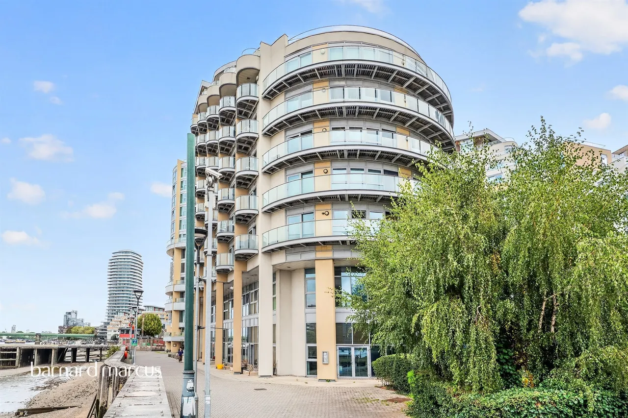 1 bed flat for sale, Bridges Court Road, London, SW11