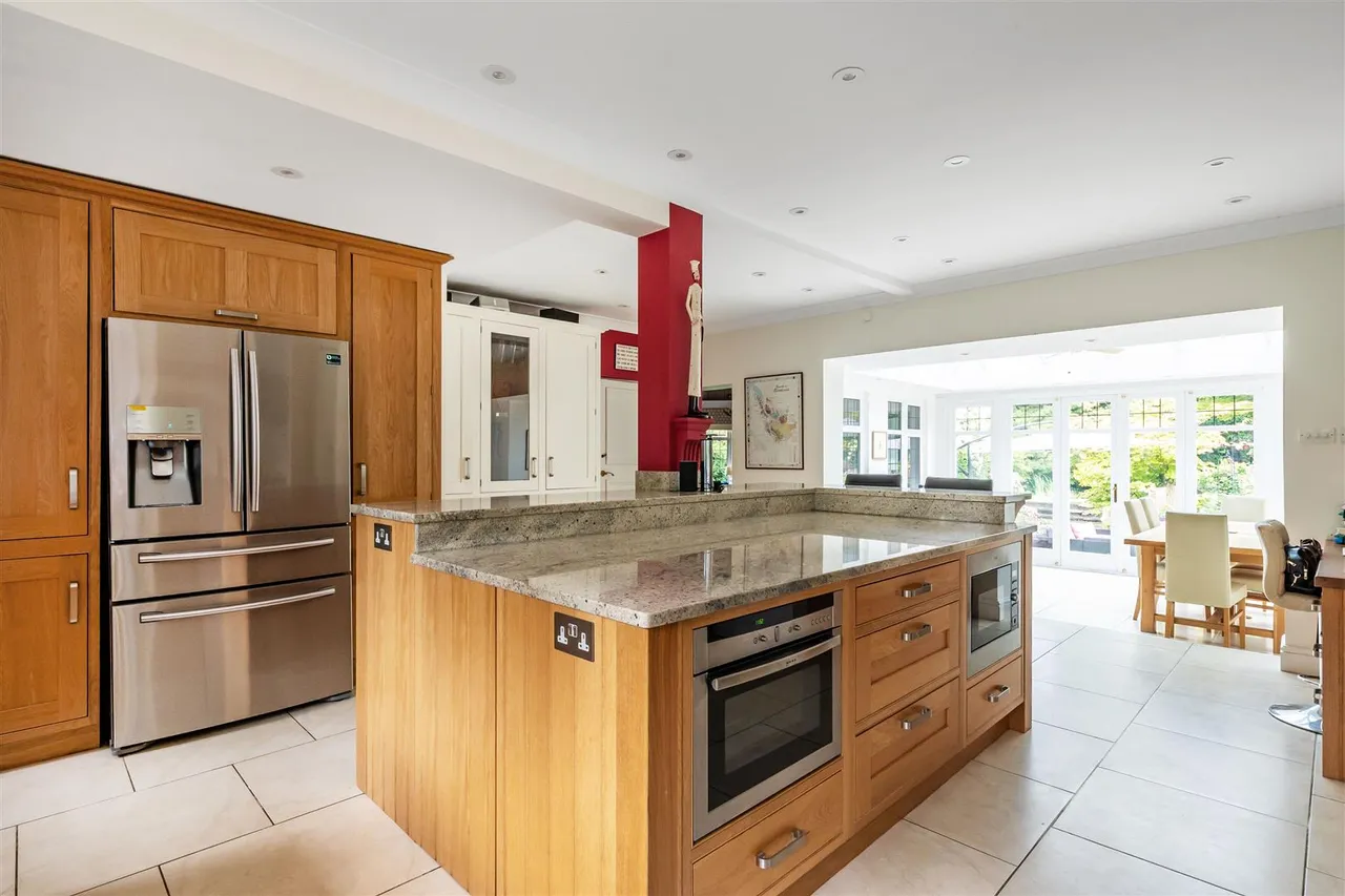 The Ridgeway, Fetcham, KT22, photo 4