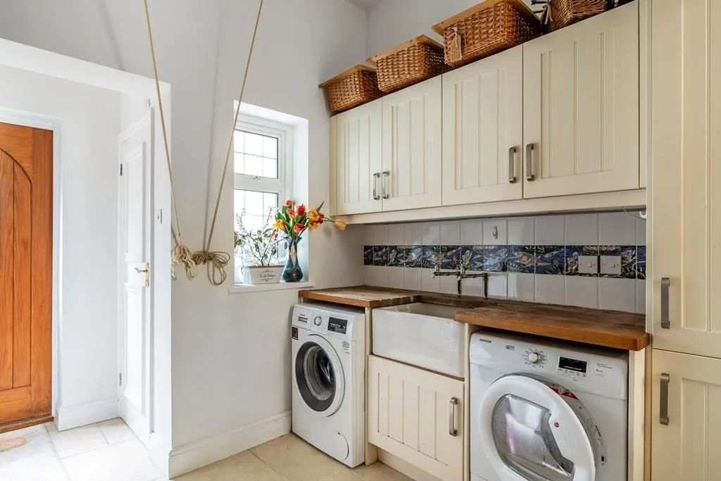 The Ridgeway, Fetcham, KT22, photo 22