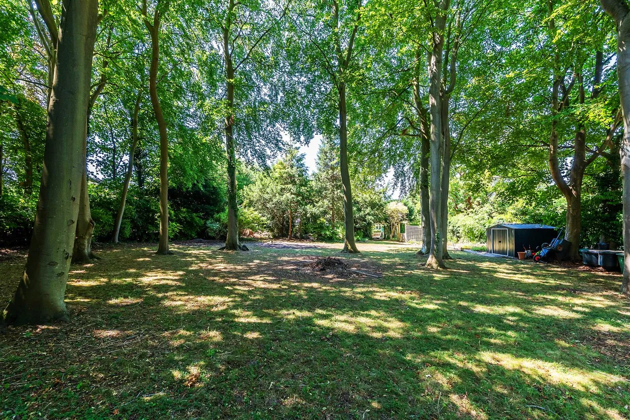 The Ridgeway, Fetcham, KT22, photo 23