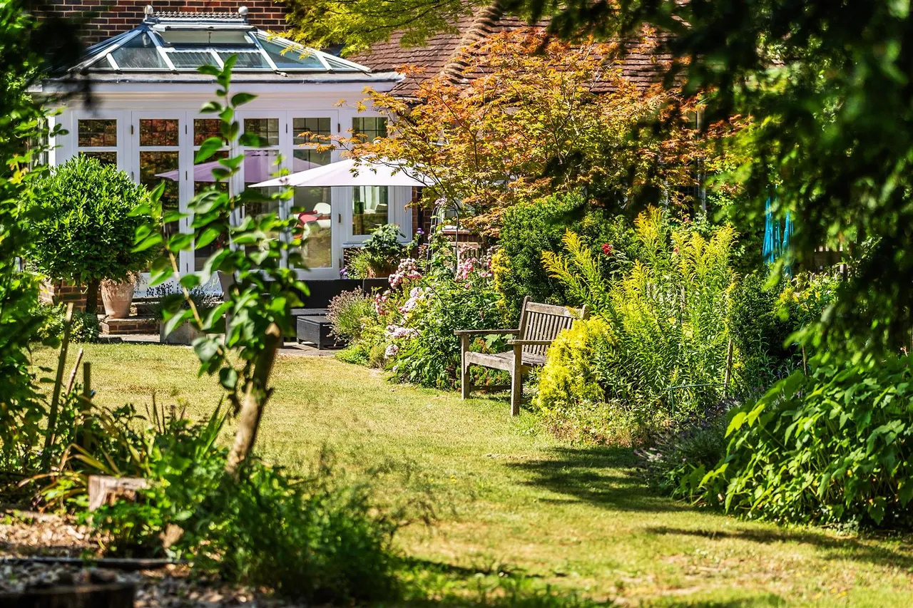 The Ridgeway, Fetcham, KT22, photo 9