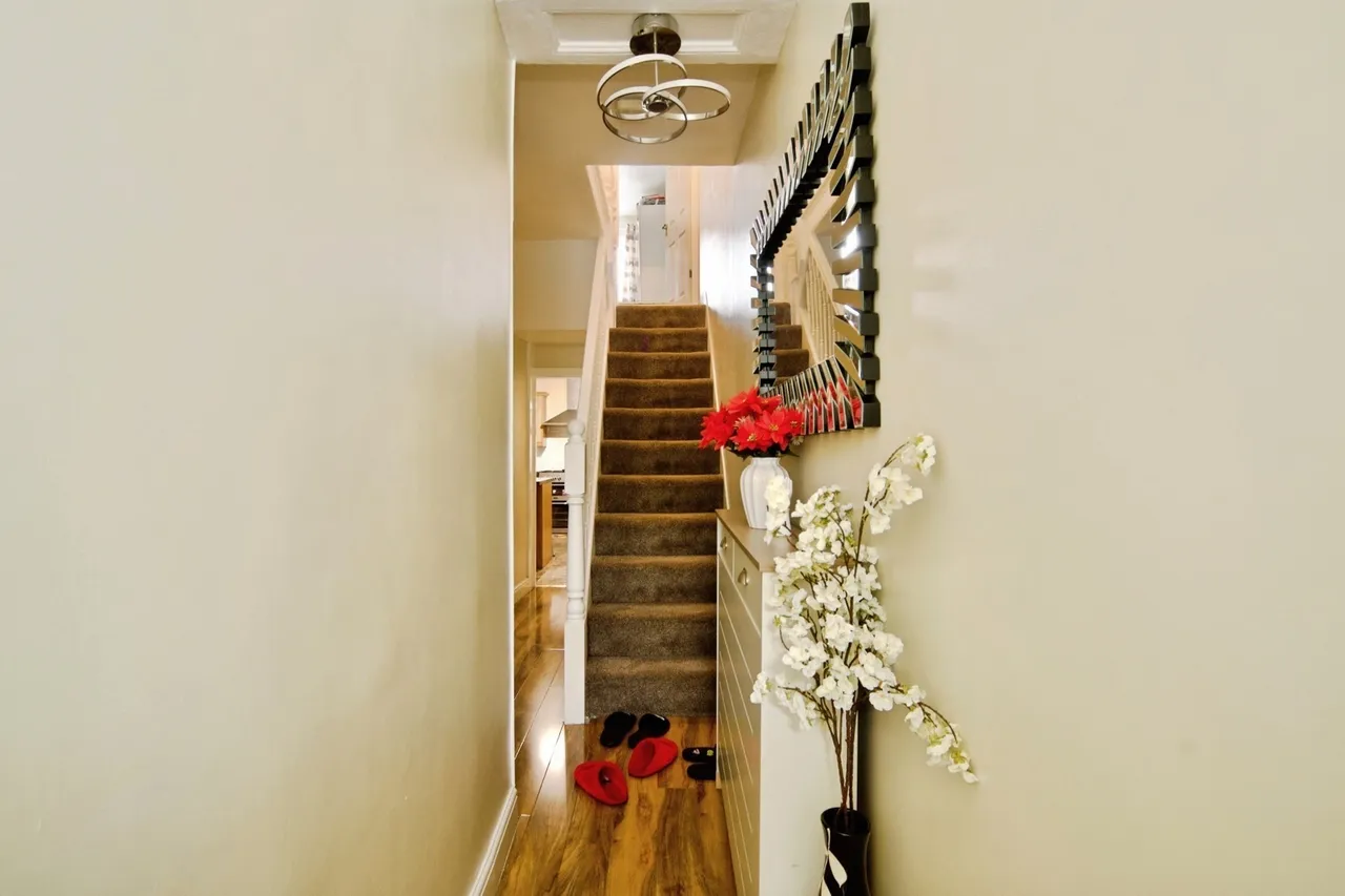 Olive Road, Plaistow, London, E13, photo 12