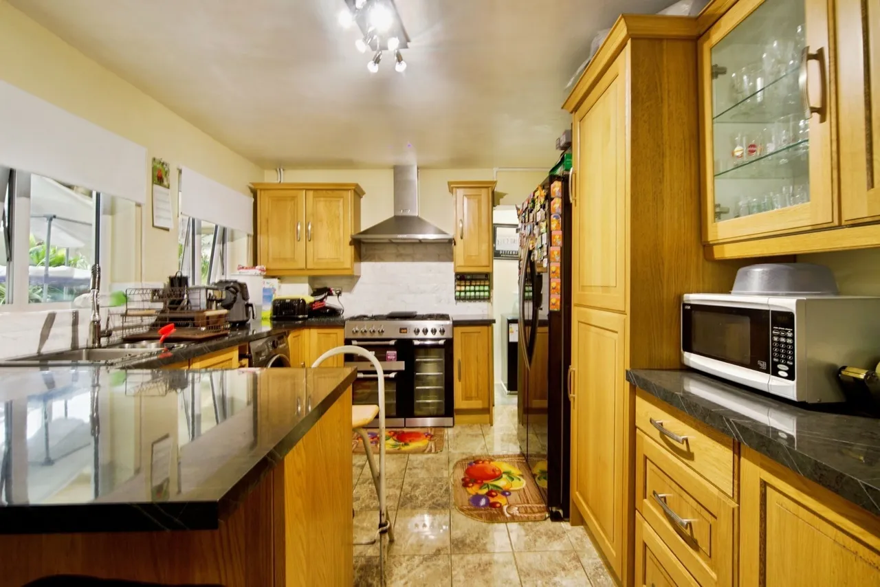 Olive Road, Plaistow, London, E13, photo 4