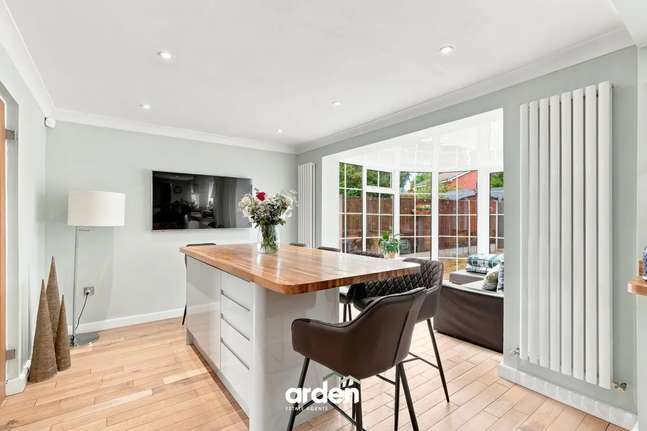 Charlesworth Avenue, Shirley, B90, photo 5