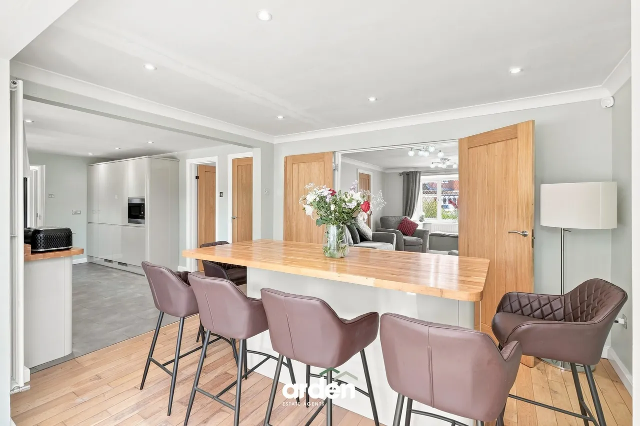 Charlesworth Avenue, Shirley, B90, photo 7