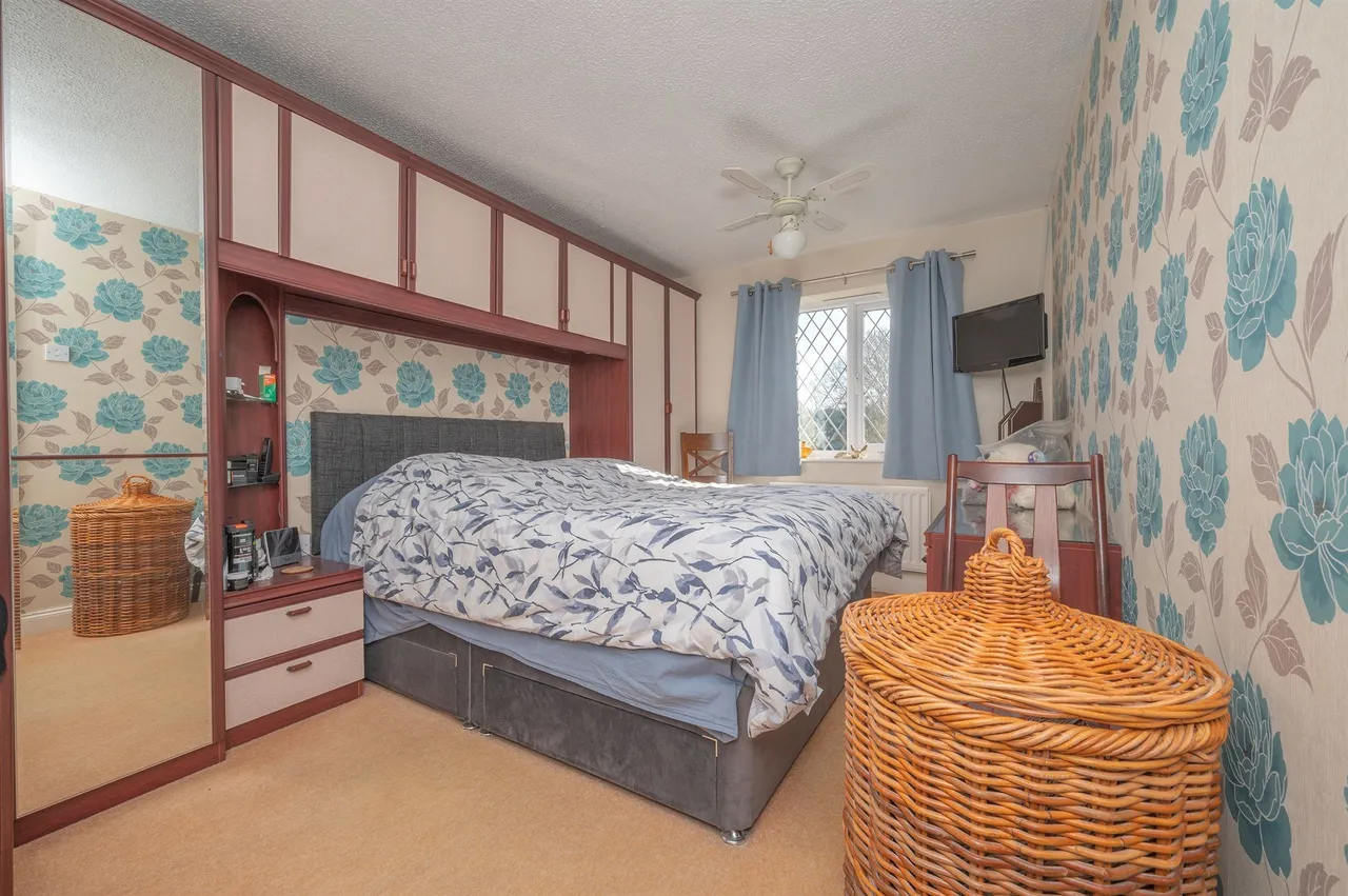 Neuville Way, Kettering, NN14, photo 9