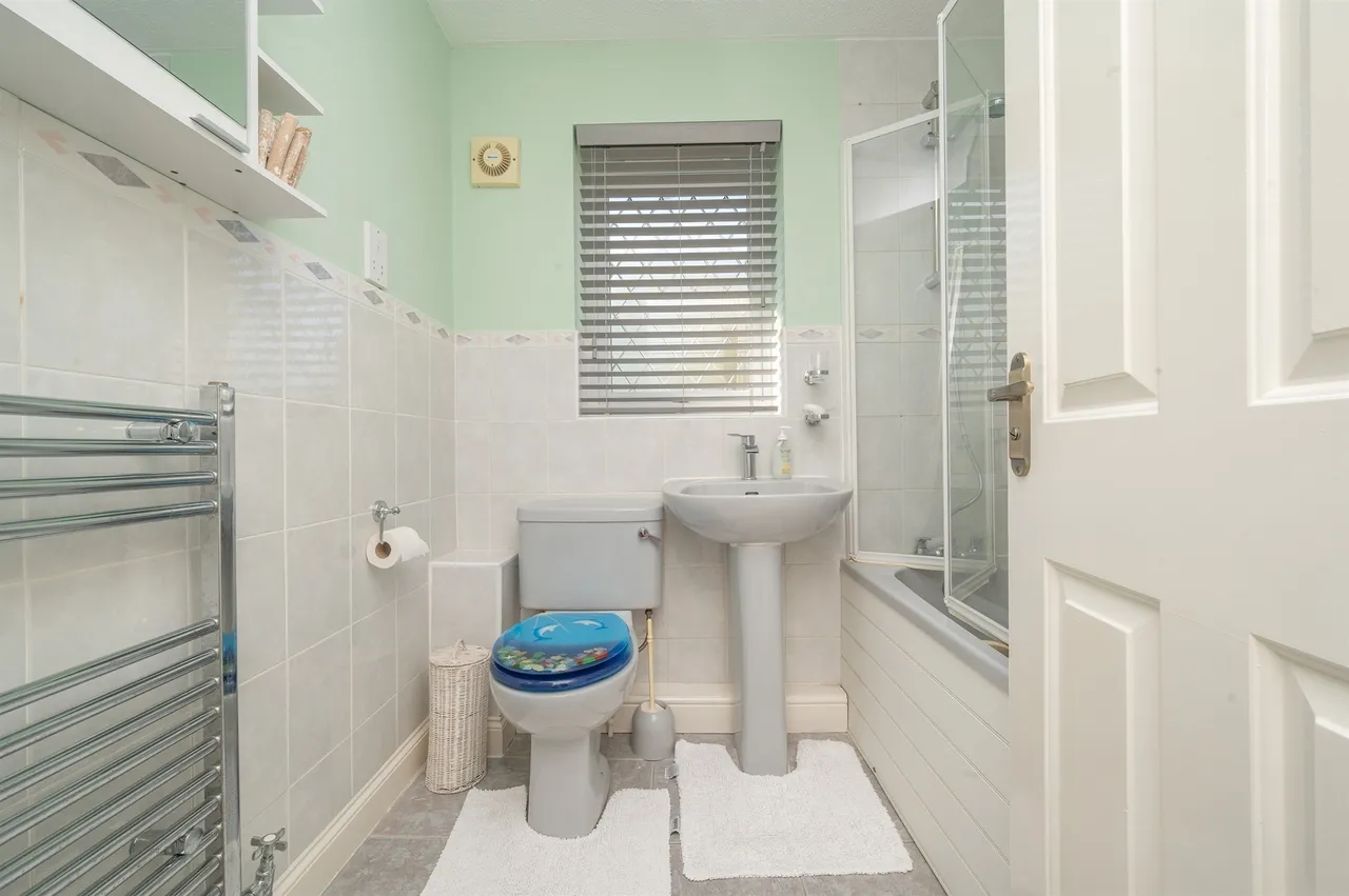 Neuville Way, Kettering, NN14, photo 12