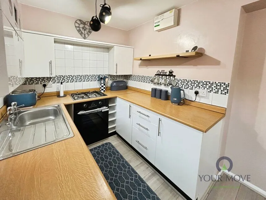 Amberwood, Newhall, DE11, photo 2