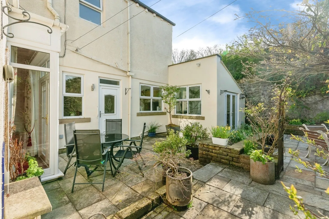 Brooklands Road, Burnley, Lancashire, BB11, photo 9