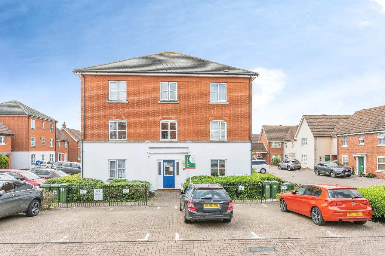 Mary Rose Close, Grays, RM16, photo 12