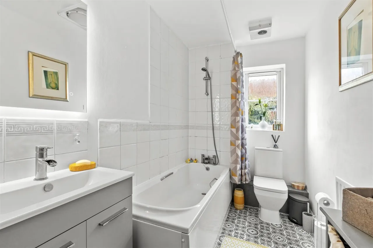 Tavistock Mews, High Wycombe, HP12, photo 8