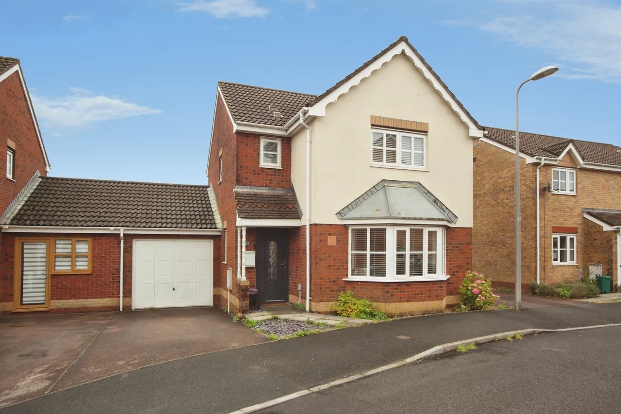 Blackthorn Court Pontyclun, CF72, photo 10