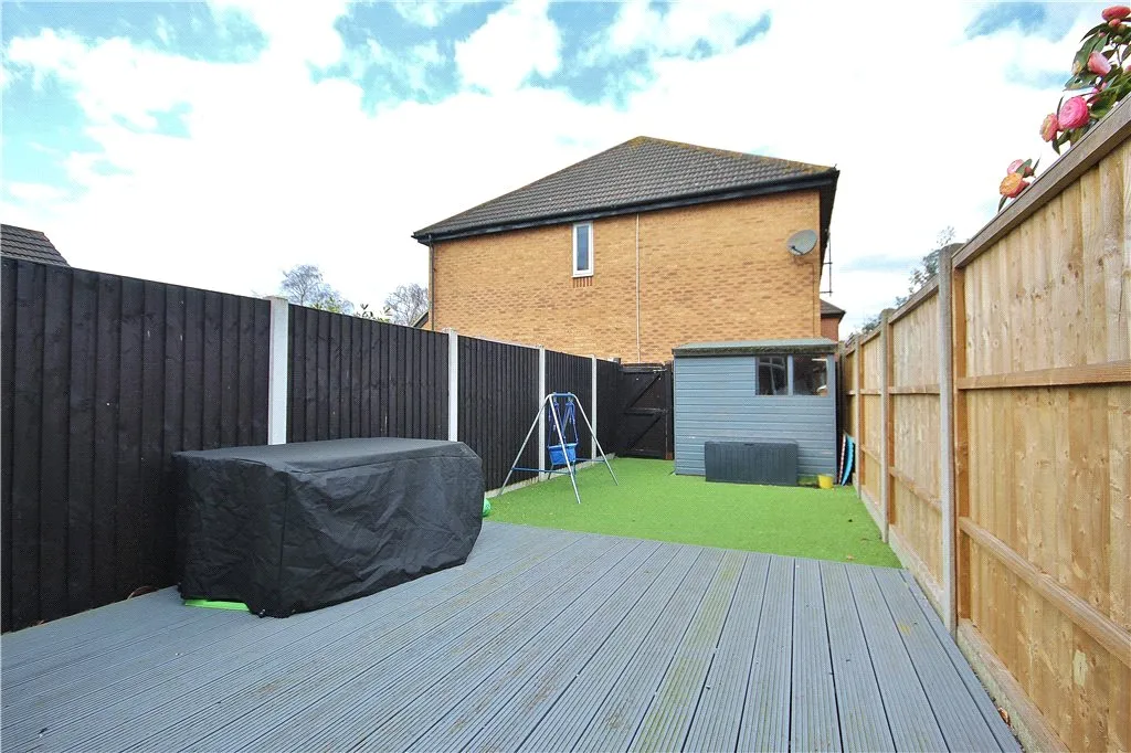 Saddlebrook Park, Sunbury-on-Thames, TW16, photo 11