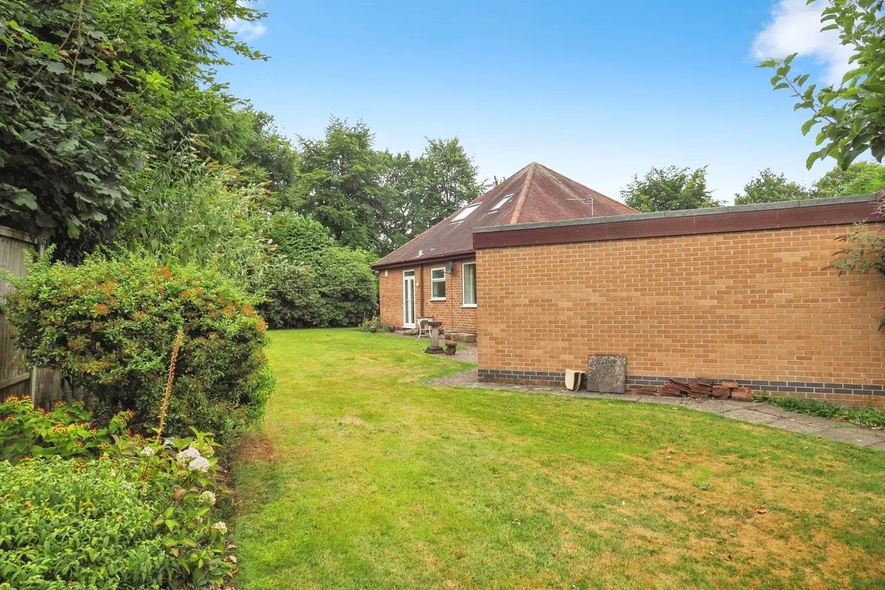 Thornton Close, Wollaton, Nottingham, NG8, photo 15