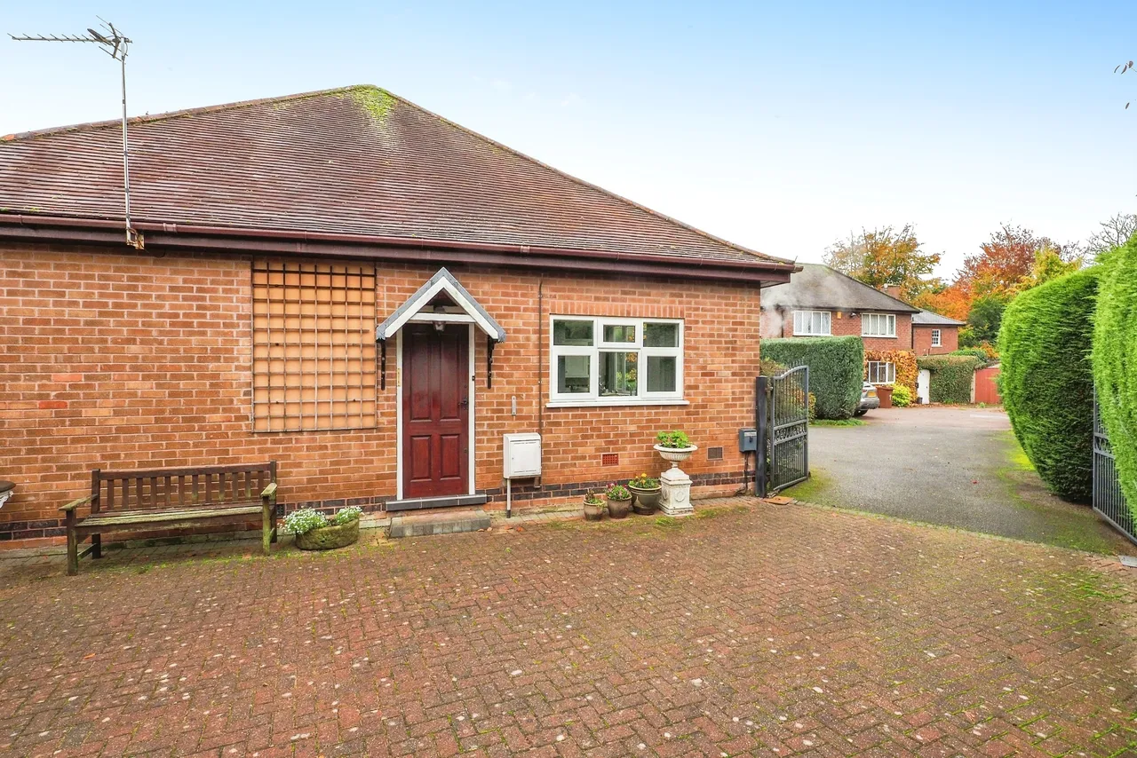 Thornton Close, Wollaton, Nottingham, NG8, photo 14