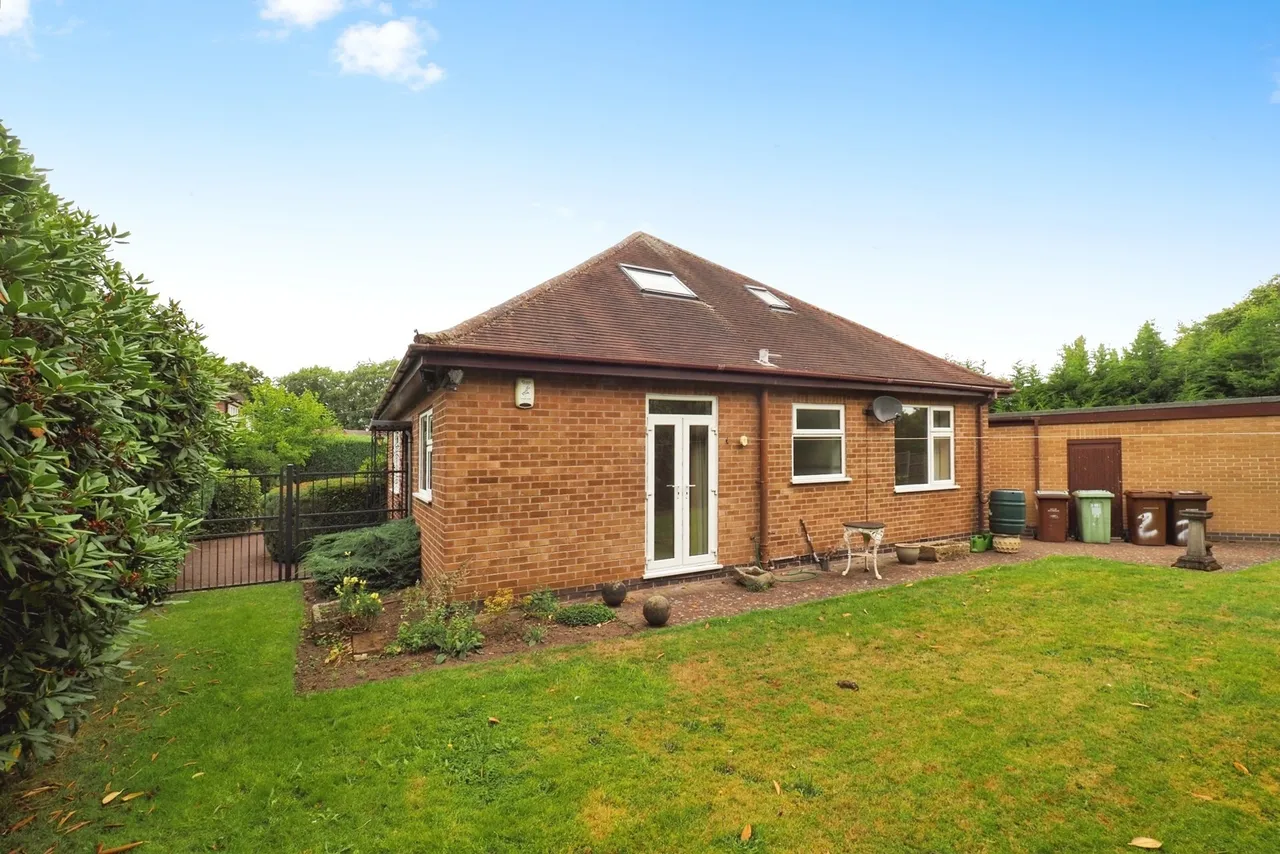 Thornton Close, Wollaton, Nottingham, NG8, photo 16