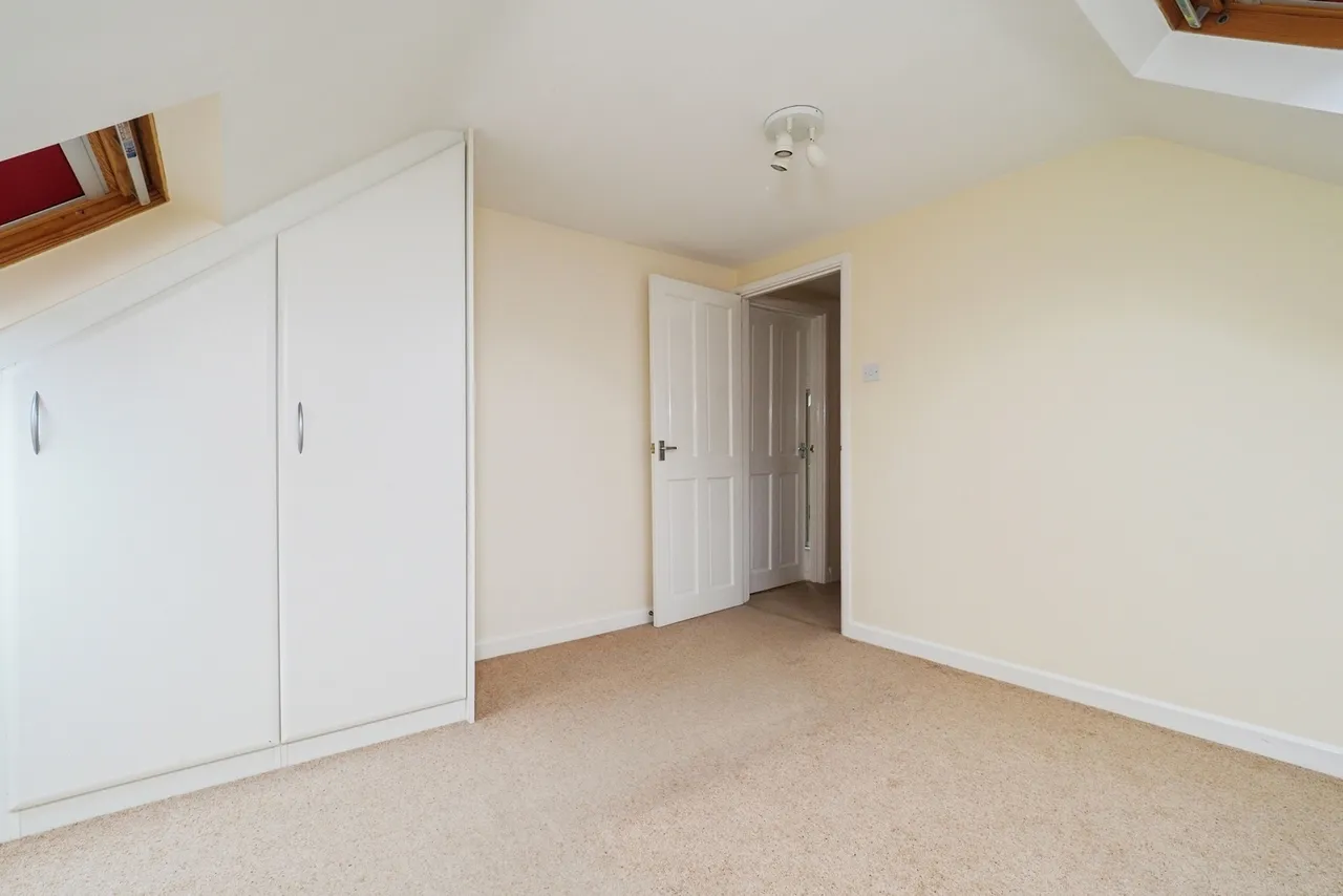 Thornton Close, Wollaton, Nottingham, NG8, photo 10
