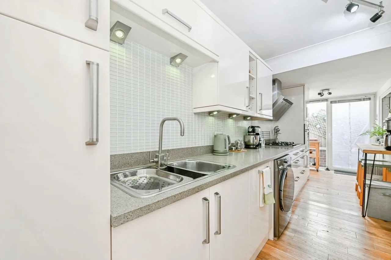 Revesby Road, Nottingham, NG5, photo 3