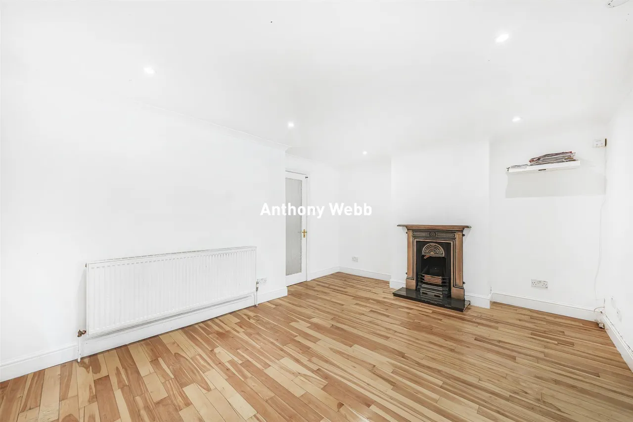 Meadowcroft Road, Palmers Green, N13, photo 5