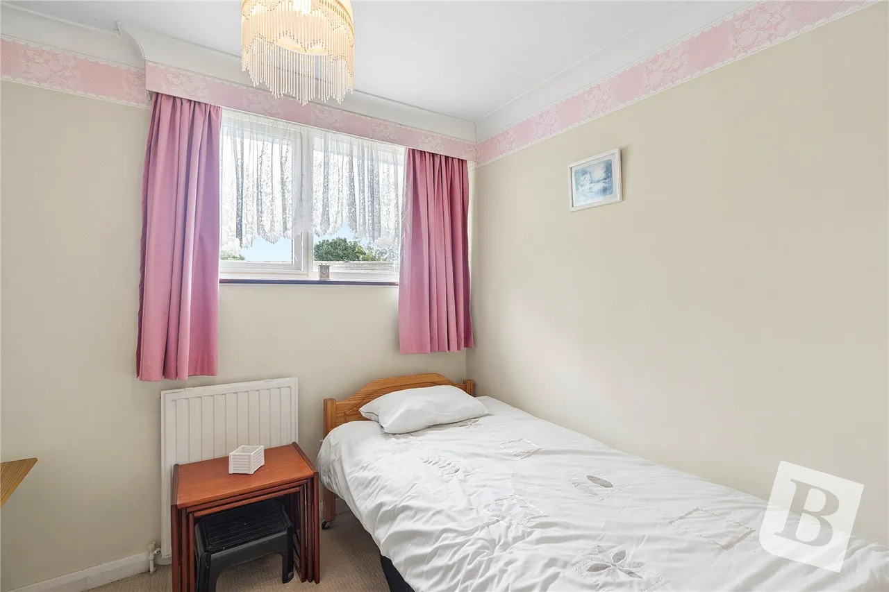 Falstones, Basildon, Essex, SS15, photo 10