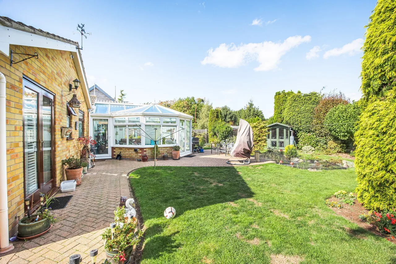 Spacious Detached Bungalow in Burgh C, photo 14