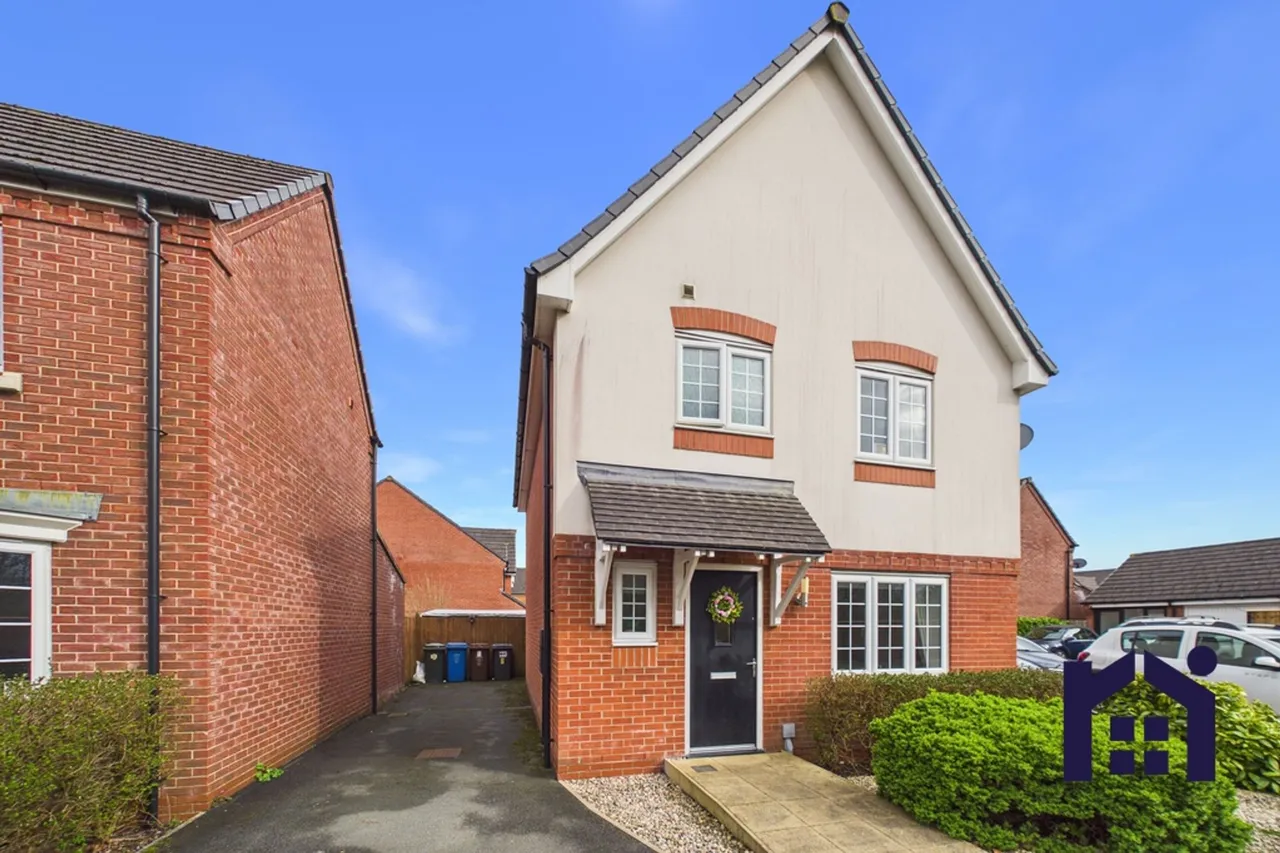 3 bed house for sale — Marlborough Close, Buckshaw Village, Chorley, PR7 7HA