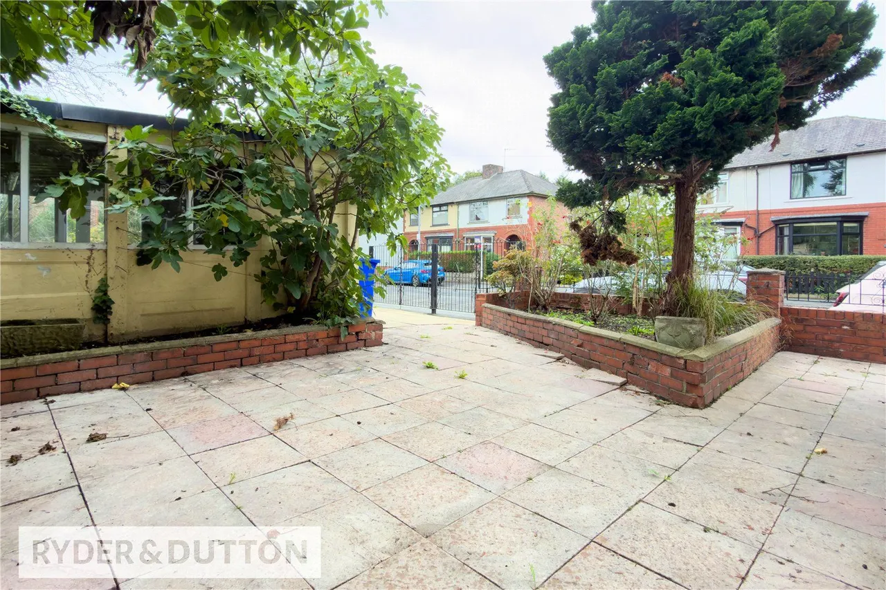 Parkfield Road North, New Moston, M40, photo 14